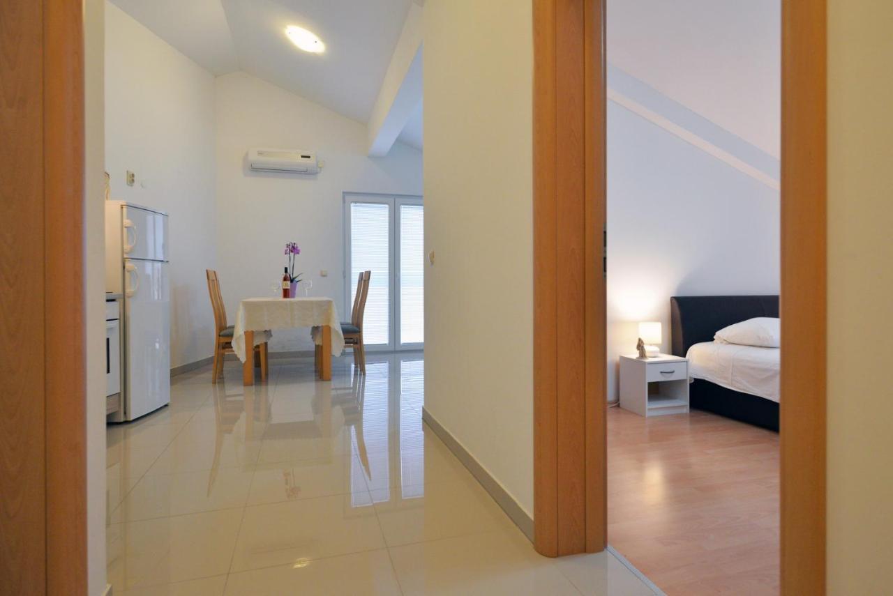 Apartmani Vedrana, Murter Dış mekan fotoğraf