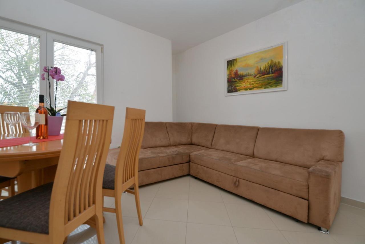 Apartmani Vedrana, Murter Dış mekan fotoğraf