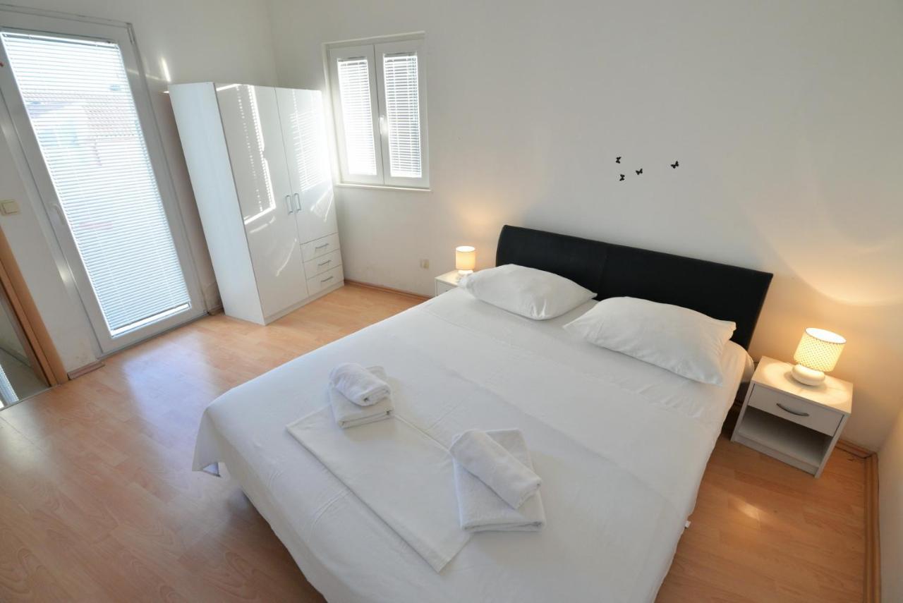 Apartmani Vedrana, Murter Dış mekan fotoğraf