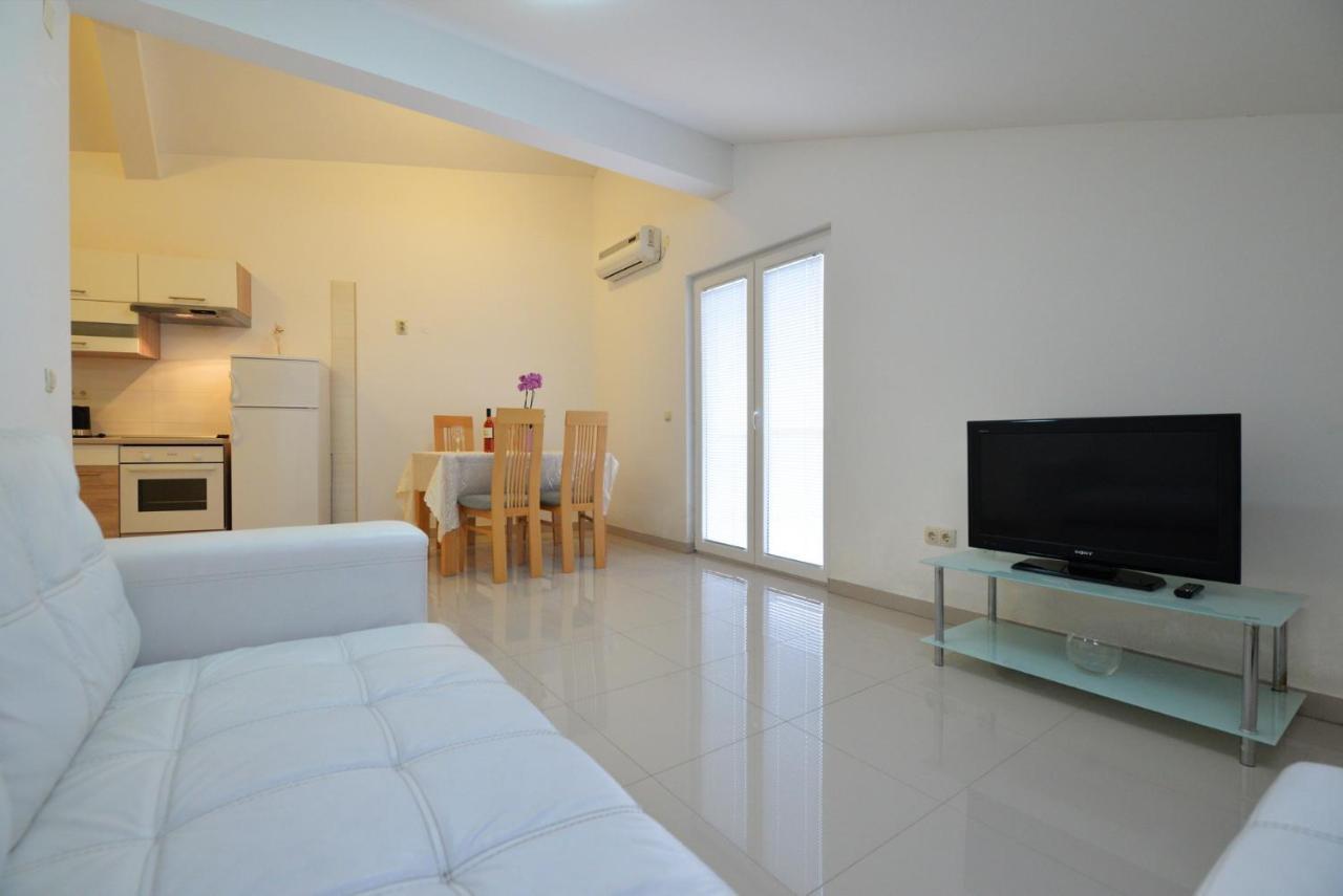 Apartmani Vedrana, Murter Dış mekan fotoğraf