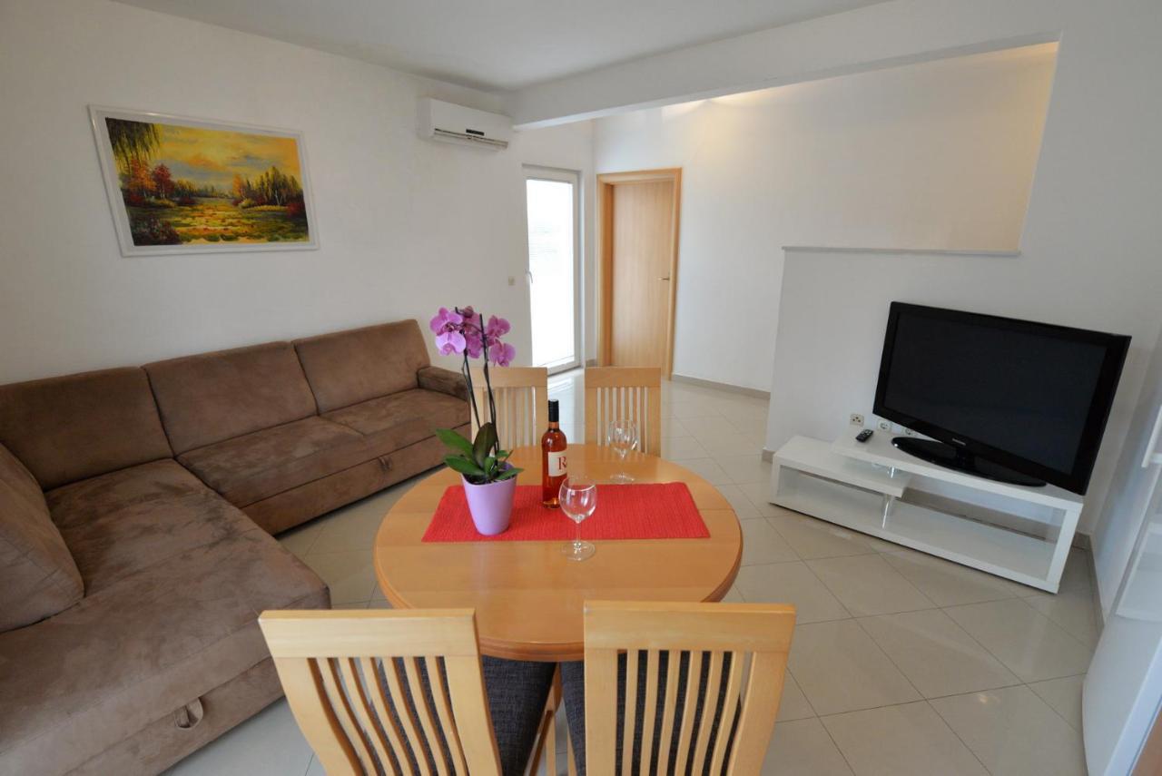 Apartmani Vedrana, Murter Dış mekan fotoğraf
