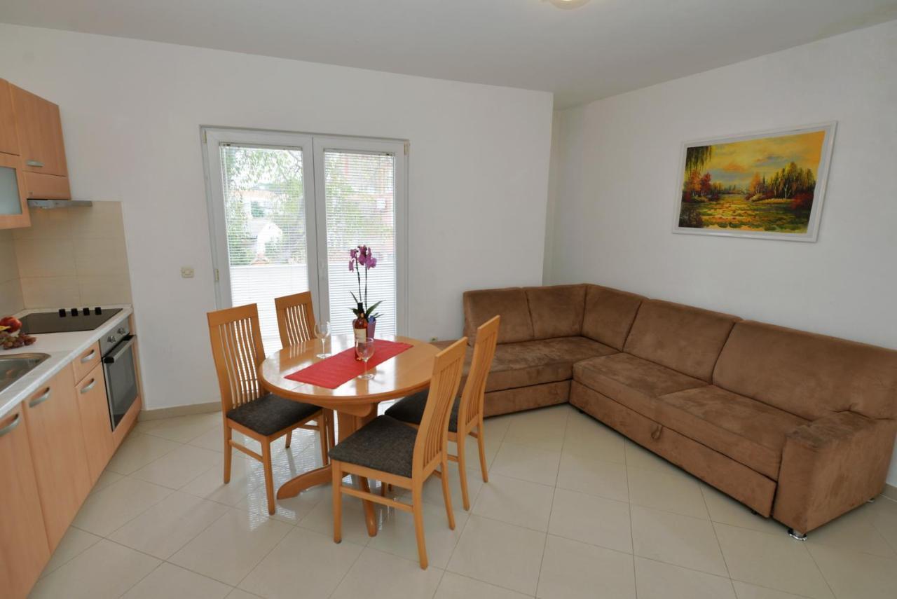 Apartmani Vedrana, Murter Dış mekan fotoğraf