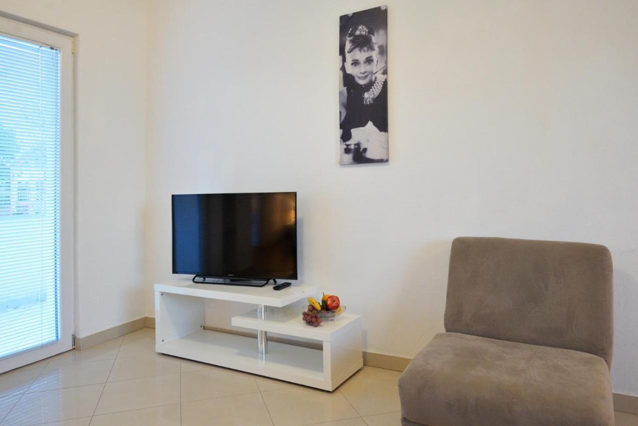 Apartmani Vedrana, Murter Dış mekan fotoğraf