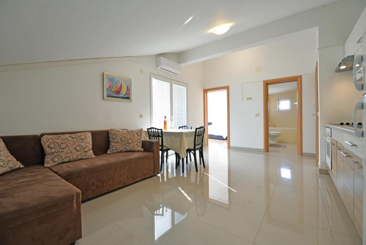 Apartmani Vedrana, Murter Dış mekan fotoğraf
