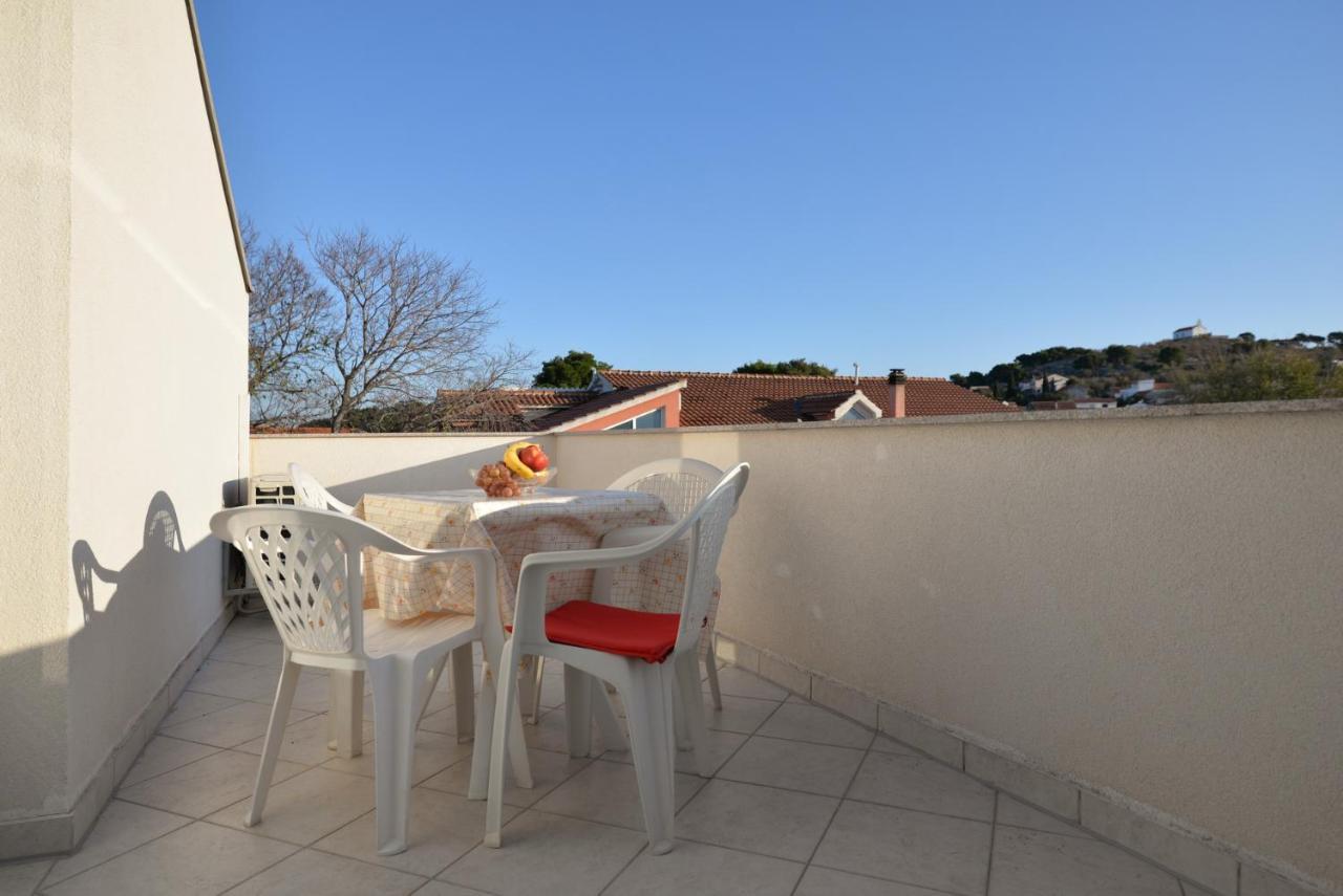 Apartmani Vedrana, Murter Dış mekan fotoğraf