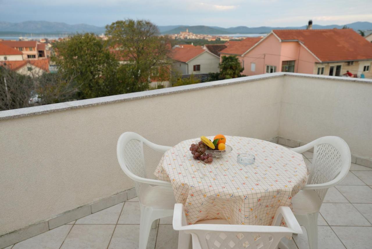 Apartmani Vedrana, Murter Dış mekan fotoğraf